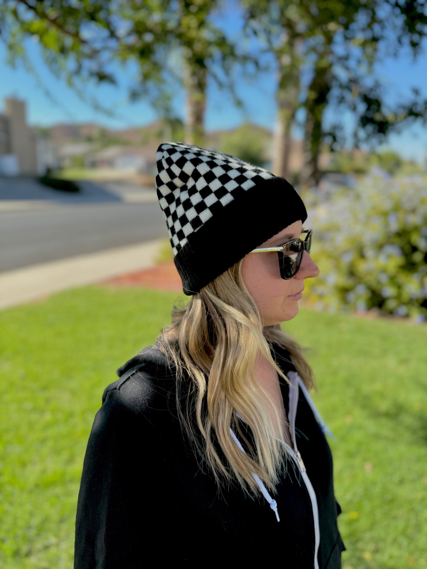 WOMENS CHECKERED BEANIE - BLACK